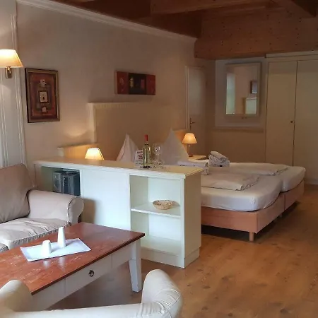 Sylter-besserburg-app-2p *